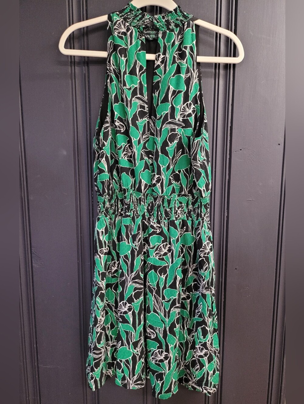Halter Mockneck Dress with floral pattern - Picture 2 of 6